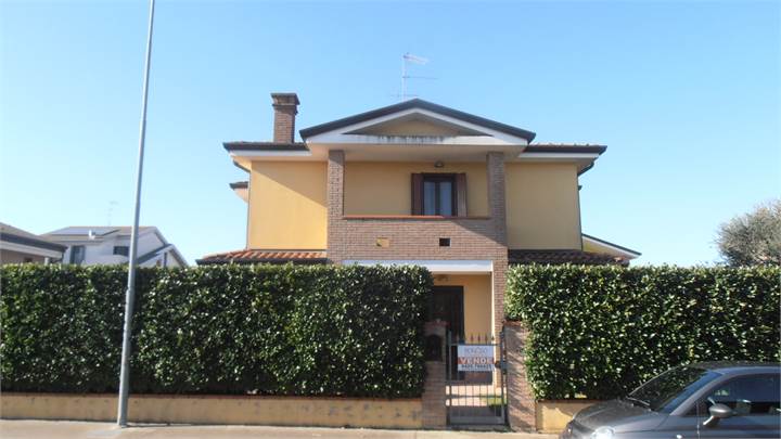 Villa Bifamiliare in vendita a Occhiobello