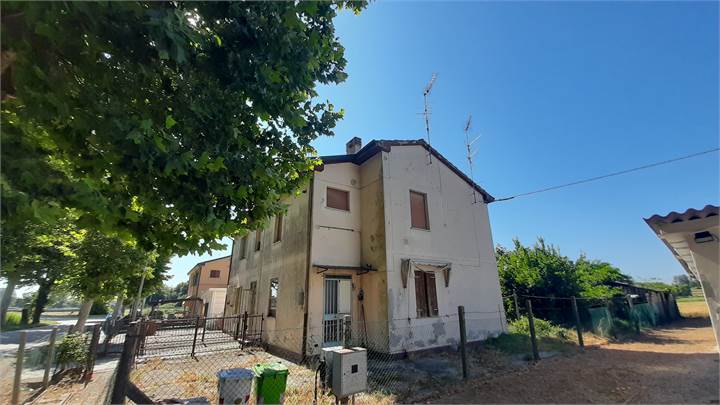 3 locali in vendita a Canaro
